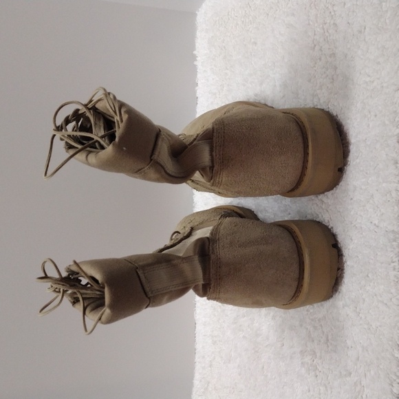 Men's Rocky Tan Military Hot Weather Army Combat Boots Size 11.5W - Picture 2 of 15